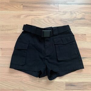 Aritzia TNA cargo short